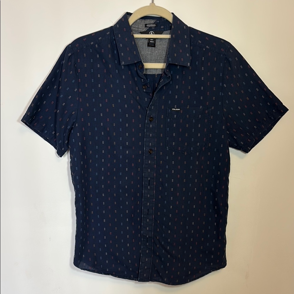 Volcom Blue Casual Button Down Shirt with Pattern
